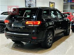 جیپ گراند شیرۆکی